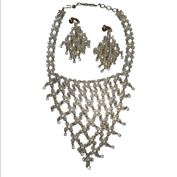 Filigree & Rhinestone Vintage Cascading Necklace with Clip-on Matching Earrings - Picture 3 of 9
